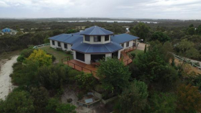 A Tranquil Retreat, Esperance